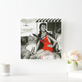 Red Hot Woman Quadratische Wanduhr (Zuhause)