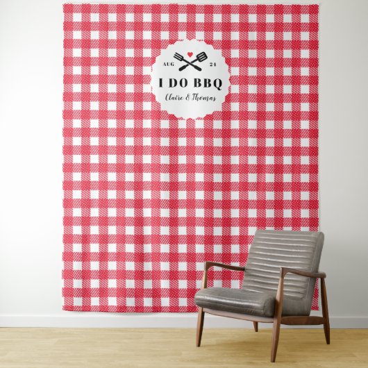 Red I Do GRILLEN Gingham Kariert Engagement Party Wandteppich (Beispiel)