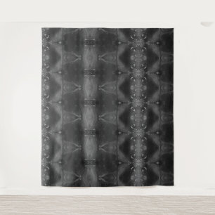 Red Ikat Tox Black & White Wandteppich