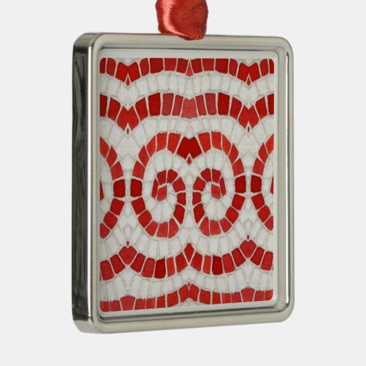 RED IONIC MOSAIC Premium Square Ornament Aus Metall (Rechts)