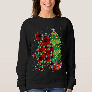 Red Kariert Bigfoot Neben Weihnachtsbaum Geschenke Sweatshirt