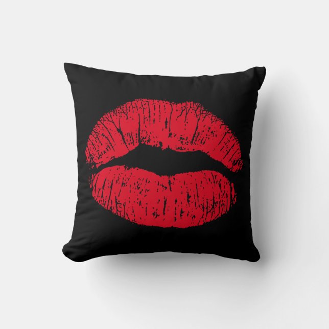 Red Kissing Lips auf schwarz Kissen (Vorderseite)