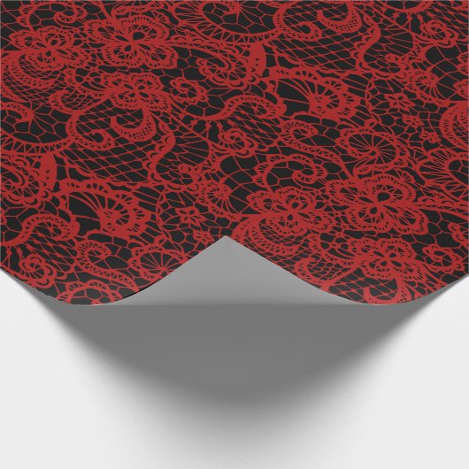 Red Lace auf Black Geschenkpapier (Ecke)
