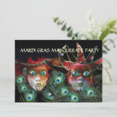 RED LADY AND JESTER MASK with PEACOCK FEATHERS Einladung (Stehend Vorderseite)
