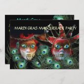 RED LADY AND JESTER MASK with PEACOCK FEATHERS Einladung (Vorne/Hinten)