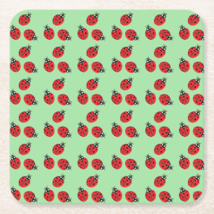 Red Lady Bug Illustration Light Green Rechteckiger Pappuntersetzer