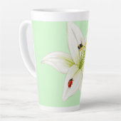 Red Ladybug Rosa Lily Blume individuelle Name Milchtasse (Linke Ecke)