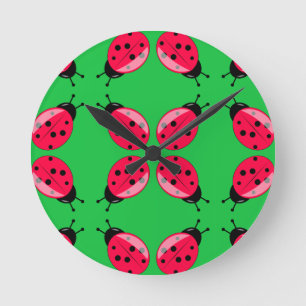 Red Ladybugs Runde Wanduhr