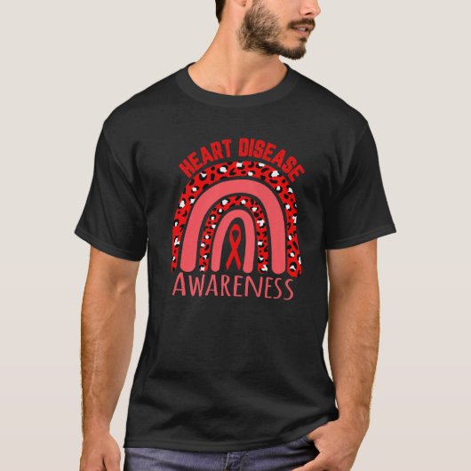 Red Leopard Rainbow Heart Disease Awareness T-Shirt (Vorderseite)