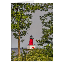 Red Lighthouse am Ende des Pier auf dem Michigan-S
