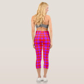 Red Lila Schachbrett Diamond Pattern Capri Leggings (Rückseite)