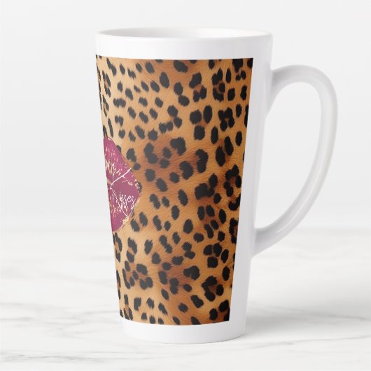 Red Lips Kiss Leopard Milchtasse (Rechts)