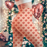 Red Lipstick Kiss Print Peach Leggings<br><div class="desc">Fügen Sie Ihrem Kleiderschrank ein spielerisches und romantisches Ambiente mit diesem Leggings aus dem Roten Lippenstift vor einem zauberhaften pfirsichfarbenen Hintergrund. Diese Leggings sind ideal für den Valentinstag oder wann immer Sie gewollt haben, um eine kühne und kokette Aussage zu machen. Komfortabel und stilvoll druckt die leuchtend rote Lippe Pop...</div>
