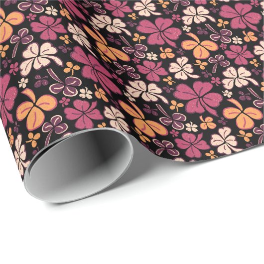 Red Lucky Kleeblatts Clover St Patrick`s Day Geschenkpapier (Rolleneckpunkt)