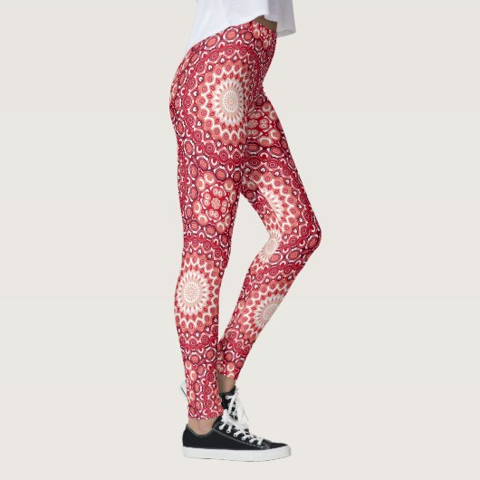 Red Mandala Muster in Fiery Gradient Leggings (Rechts)