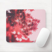 Red Maple Leaves on Pink Mousepad (Mit Mouse)