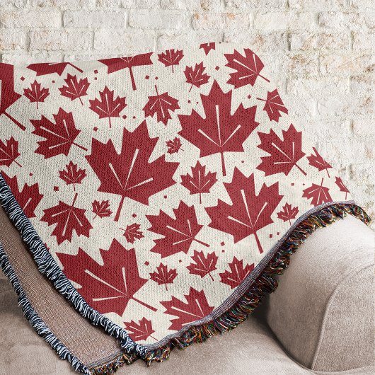 Red Maple Leaves Pattern Decke