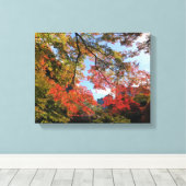 Red Maples im japanischen Garten Leinwanddruck (Insitu (Holzboden))