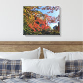 Red Maples im japanischen Garten Leinwanddruck (Insitu (Schlafzimmer))