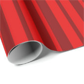 Red Maroon Stilvolle Streifenmuster Design Geschenkpapier (Rolleneckpunkt)