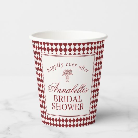 Red Merlot Harlequin Checkered Bridal Shower Pappbecher (Vorderseite)