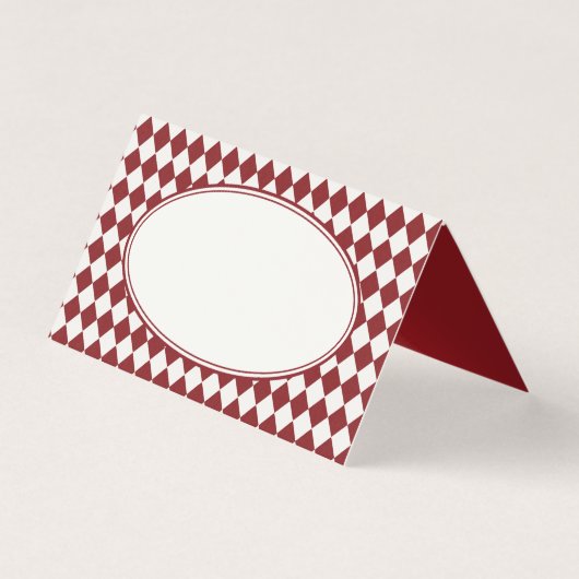 Red Merlot Harlequin Checkered Folded Place Cards (Vorderseite)
