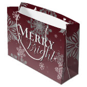 Red Merry and Bright Snowflakes Weihnachten Große Geschenktüte (Rückseite Schrägansicht)