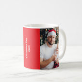 Red Merry Christmas White Script Snowflake Holiday Kaffeetasse (VorderseiteRechts)