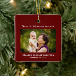 Red Minimalistisch First Christmas als Oma Foto Keramikornament
