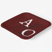 Red Minimalistisch Monogram Wedding Pappteller (Gewinkelt)