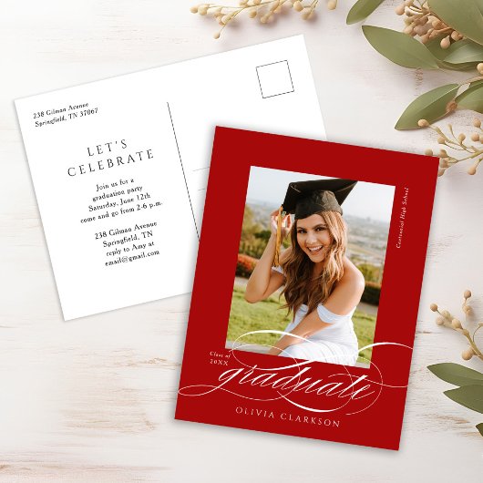 Red Modern Elegante Script Foto Graduation Party Postkarte