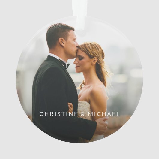 Red Monogram Our First Christmas Custom Foto Ornament (Rückseite)