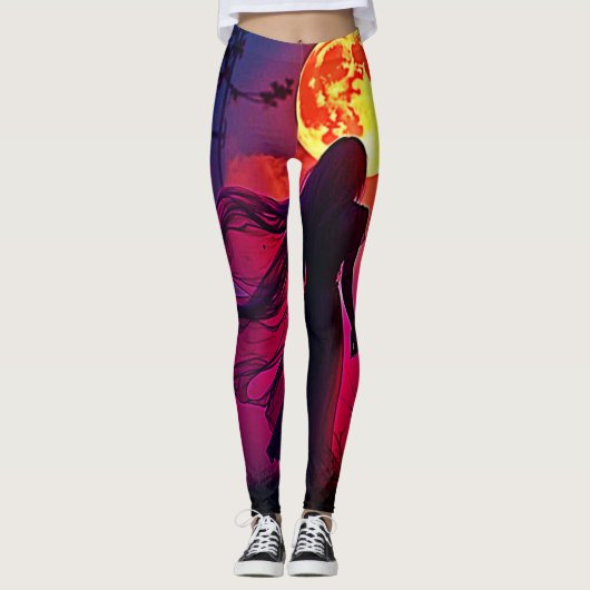 Red Moon Shadow Woman Mystery Design Leggings (Vorderseite)