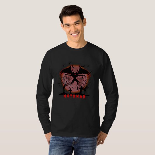 Red Moon With Bats Graveyard Mothman Folklore T-Shirt (Vorne ganz)