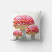 Red Mushroom Throw Kissen (Vorderseite)