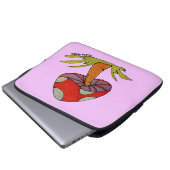 Red Mushroom with purple background Laptopschutzhülle (Vorne Knopf)