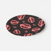 Red Neon Kiss Pappteller (Schrägansicht)