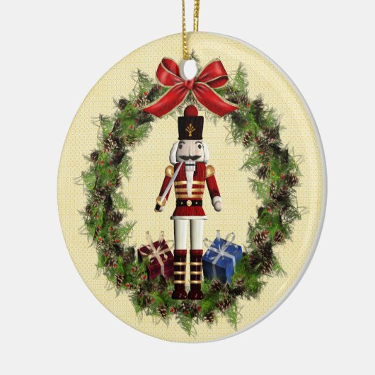 Red Nutcracker Kraut Keramikornament (Links)