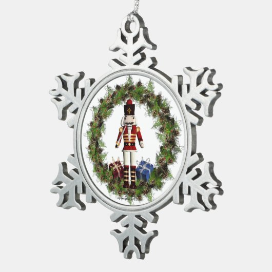 Red Nutcracker Wreath Snowflake Ornament (Rechts)