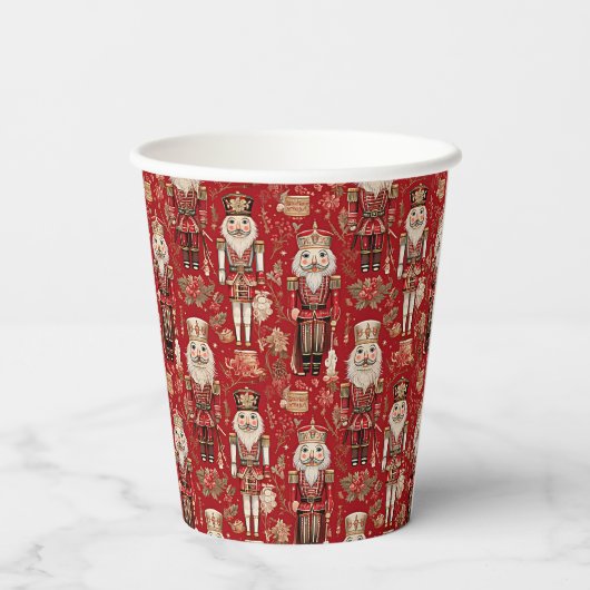 Red Nutcrackpattern Weihnachten Pappbecher (Rückseite)