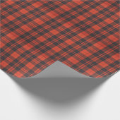 Red-Orange and Black Classic Plaid Geschenkpapier (Ecke)