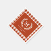 Red Orange Gingham Monogram Wappen Custom Serviette (Ecke)