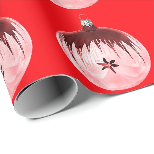 Red Ornament Red Wrapping Paper Geschenkpapier (Rolleneckpunkt)