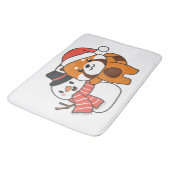 Red Panda mit Snowman im Winter zu Weihnachten Badematte (Schrägansicht)