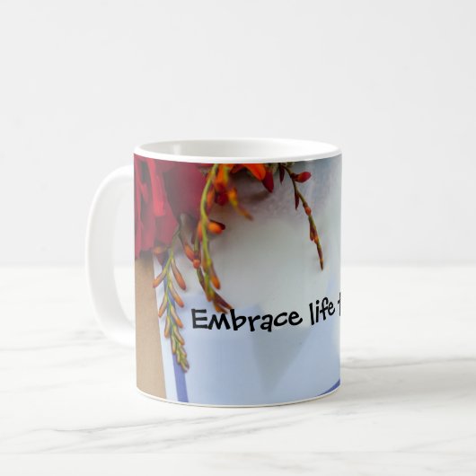 Red Parrot on a Mug Kaffeetasse (Vorderseite Links)