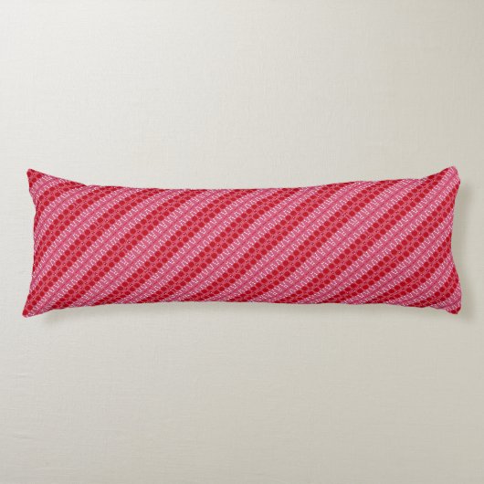 Red Pattern Pillow Seitenschläferkissen (Vorderseite)
