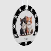 Red Paw Prints Cat Name Ornament (Vorderseite)
