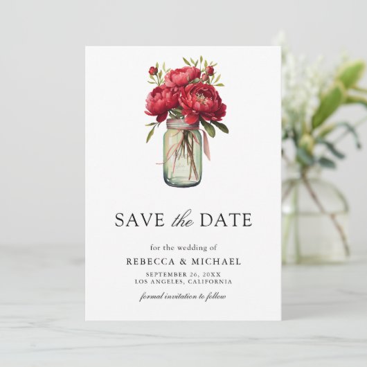 Red Peony Floral Mason Jar Wedding Foto Save The Date (Stehend Vorderseite)