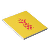 Red Pine Apple in Gelb. Notizblock (angewinkelt)