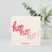 Red Pink Hohoho Joyeux Noel Script Christmas Card (Stehend Vorderseite)